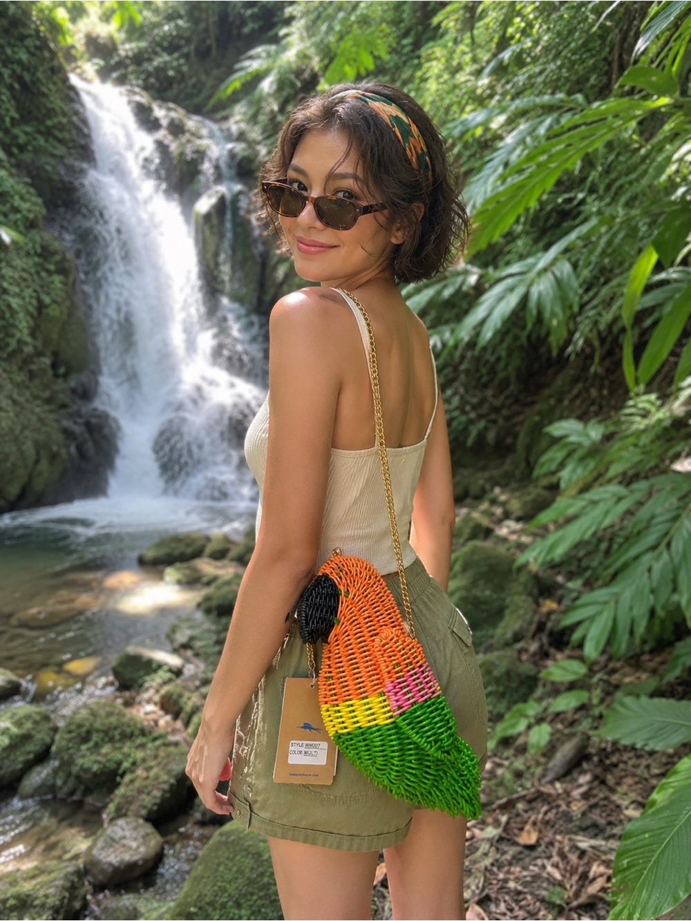 VIRAL Tommy Bahama Parrot Bird Clutch Bag Wicker Woven Chain Tiktok Colorful